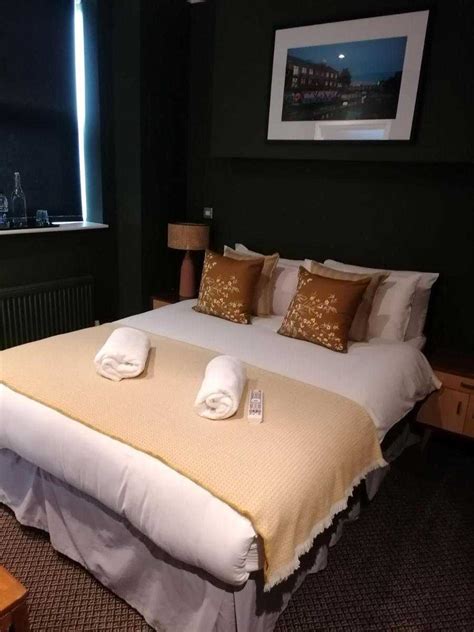 hoteles near hackney empire